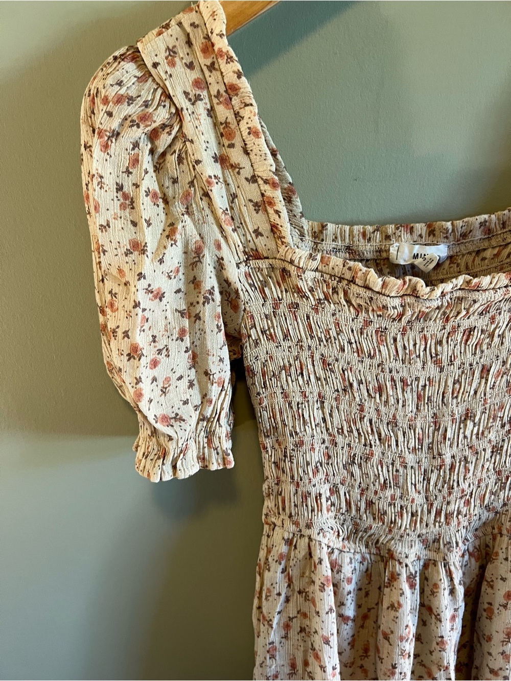 mine Square-Neck Smocked Mini‎ Dress in Light Pink Floral - Picture 6 of 8
